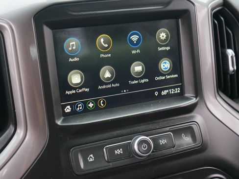 Used 2019 Chevrolet Silverado 1500 Custom Trail Boss w/ Custom Convenience Package AWD/4WD image 18