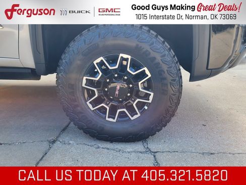 New 2026 GMC Sierra 2500 AT4X AWD/4WD image 57