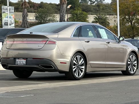 Used 2018 Lincoln MKZ Reserve w/ Technology Package image 3
