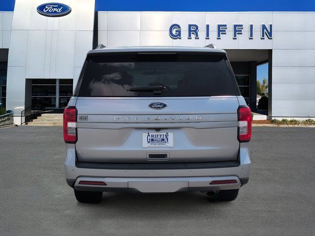 Used 2024 Ford Expedition XLT RWD image 8