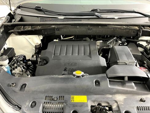 Used 2015 Toyota Highlander Limited Platinum AWD/4WD image 31