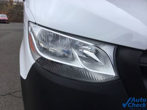 Used 2022 Mercedes-Benz Sprinter 2500 image 20