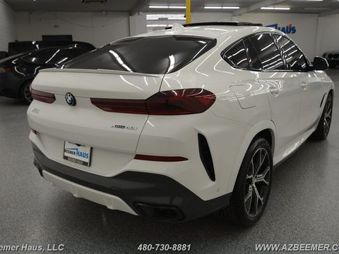 Used 2022 BMW X6 xDrive40i w/ M Sport Package AWD/4WD image 11