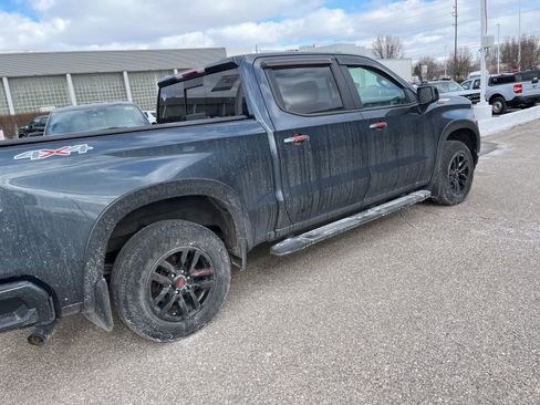 Used 2019 Chevrolet Silverado 1500 RST image 17