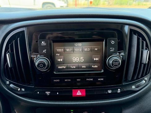 Used 2022 RAM ProMaster City Tradesman w/ Window Group 05 FWD image 18