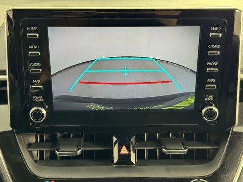 Used 2020 Toyota Corolla SE image 21