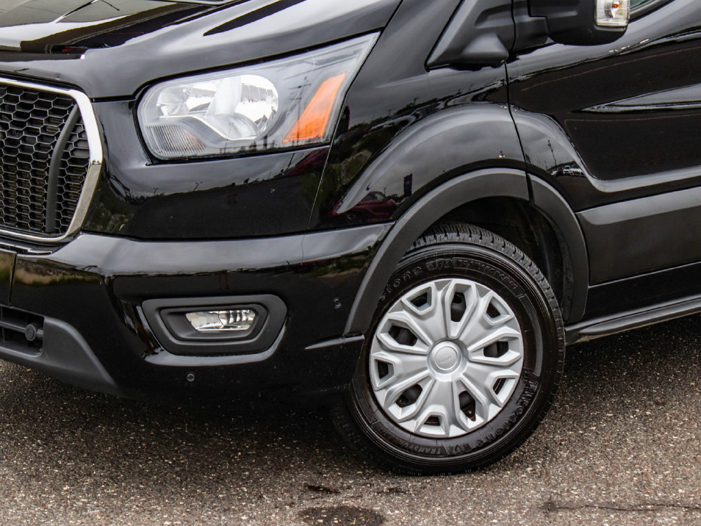 Used 2023 Ford Transit 350 XLT RWD image 39