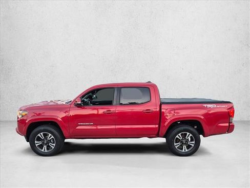 Used 2016 Toyota Tacoma TRD Sport w/ Premium & Technology Package RWD image 8