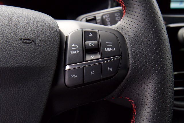 Used 2025 Ford Escape ST-Line Select AWD/4WD image 20