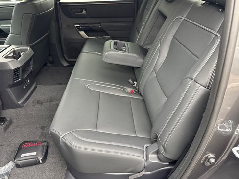 New 2026 Toyota Tundra Limited AWD/4WD image 17