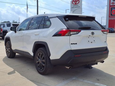 Used 2023 Toyota RAV4 LE image 2