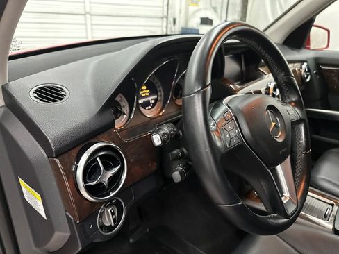 Used 2013 Mercedes-Benz GLK 350 4MATIC image 13