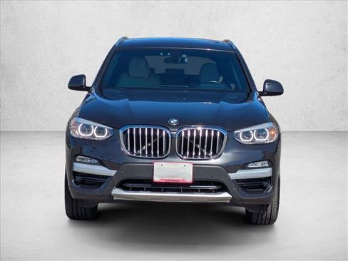 Used 2018 BMW X3 xDrive30i w/ Premium Package image 2