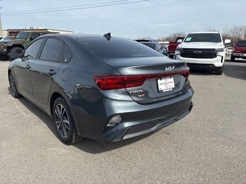 Used 2024 Kia Forte LXS image 3