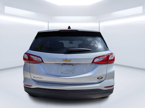 Used 2021 Chevrolet Equinox L image 4
