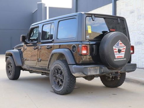 Used 2022 Jeep Wrangler Unlimited Sport AWD/4WD image 3