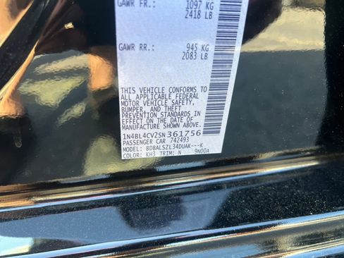 Certified 2025 Nissan Altima 2.5 SR w/ SR Premium Package FWD image 17
