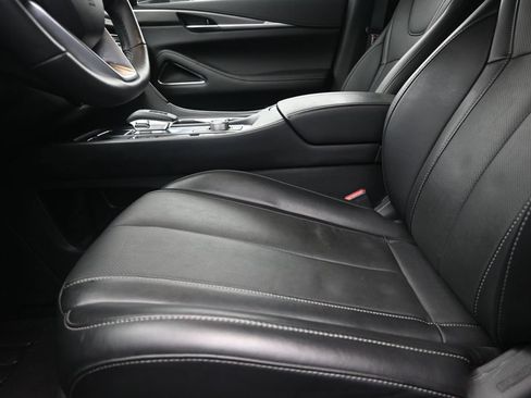 Certified 2026 INFINITI QX60 Luxe w/ Cargo Package FWD image 13