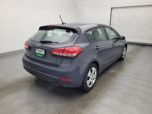 Used 2016 Kia Forte LX image 9