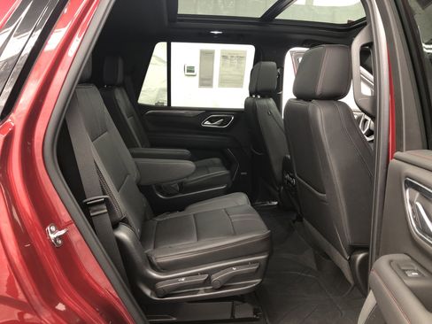 Used 2022 Chevrolet Tahoe RST w/ Sport Performance Package image 12