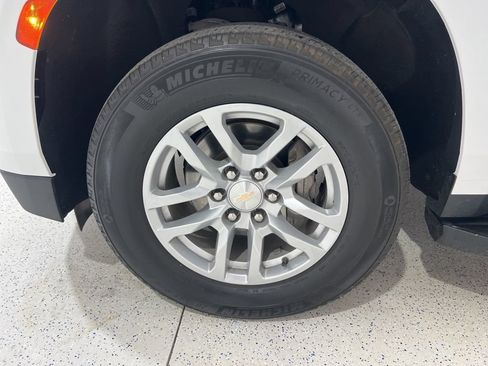 Used 2024 Chevrolet Tahoe LT AWD/4WD image 31
