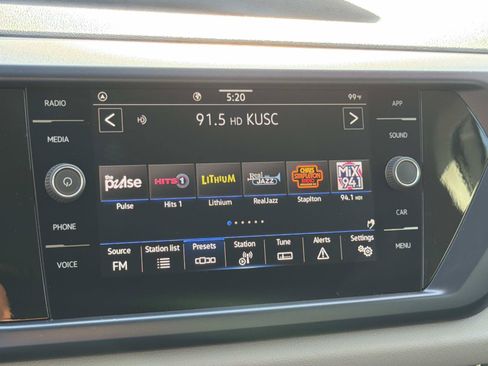 Certified 2023 Volkswagen Taos SE w/ Black Wheel Package FWD image 22