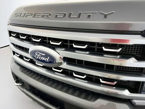 Used 2024 Ford F250 Platinum AWD/4WD image 42