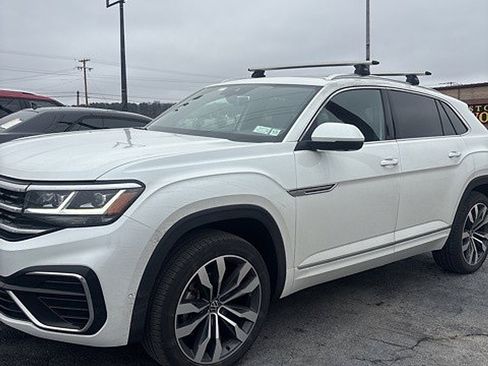 Used 2023 Volkswagen Atlas Cross Sport SEL Premium R-Line image 3