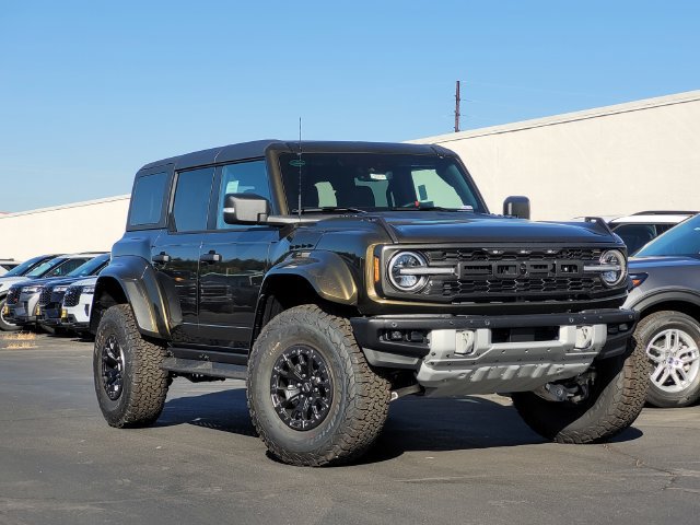 New 2026 Ford Bronco Raptor w/ Interior Carbon Fiber Pack AWD/4WD image 1