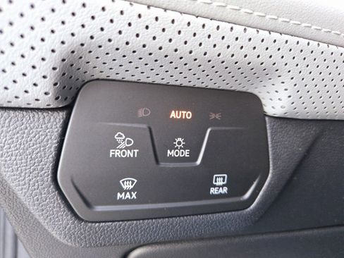 New 2025 Volkswagen Atlas Cross Sport SEL image 17