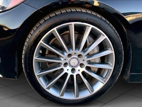 Used 2017 Mercedes-Benz C 300 Sedan image 9