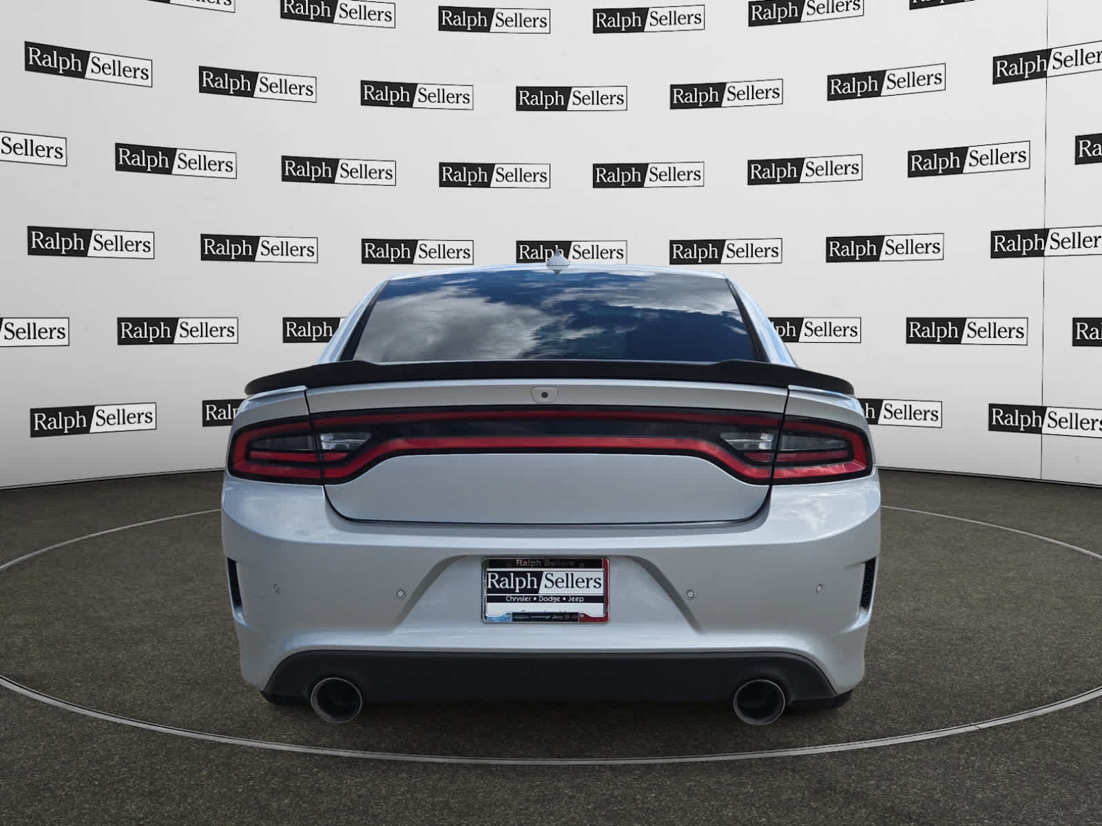 Used 2022 Dodge Charger GT w/ Plus Group RWD image 5