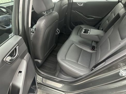 Certified 2022 Hyundai Ioniq Limited image 23