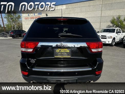 Used 2013 Jeep Grand Cherokee Overland Summit image 5