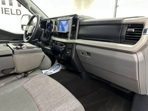Certified 2024 Ford F350 XLT image 10