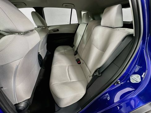 Used 2025 Toyota Corolla Cross LE FWD image 23