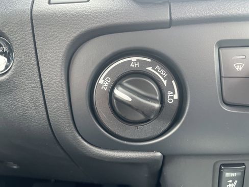 New 2026 Nissan Frontier SV w/ All-Weather Content Package image 33