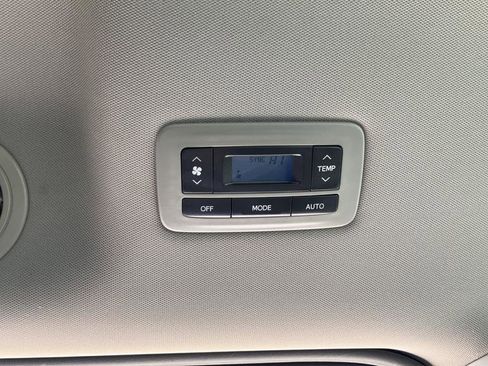 Used 2017 Toyota Sienna XLE w/ XLE Navigation Package AWD/4WD image 24