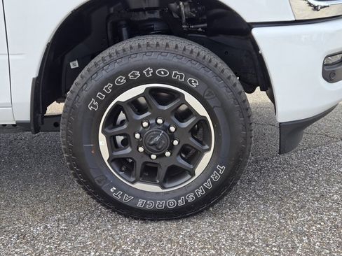 Used 2026 RAM 2500 Laramie AWD/4WD image 8