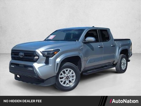 Used 2024 Toyota Tacoma SR5 RWD image 1