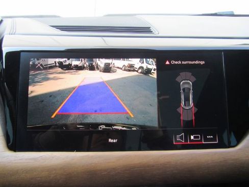 Used 2023 Audi e-tron GT Premium Plus image 10