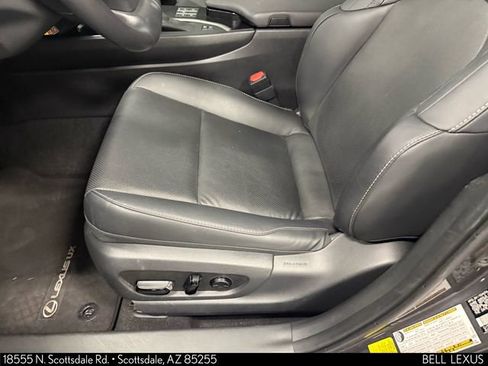 Used 2024 Lexus UX 250h F Sport image 13