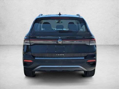 Used 2025 Volkswagen Taos S FWD image 7