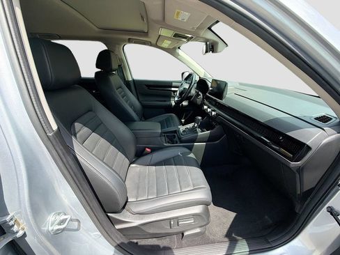 Used 2025 Honda CR-V EX-L image 17
