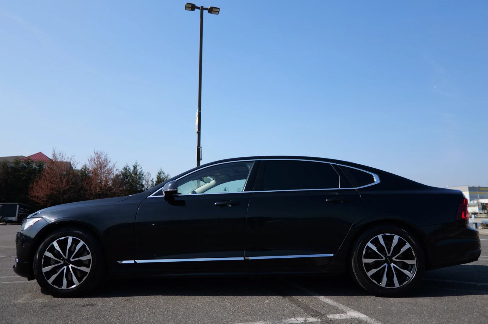 Used 2023 Volvo S90 B6 Plus AWD/4WD image 5