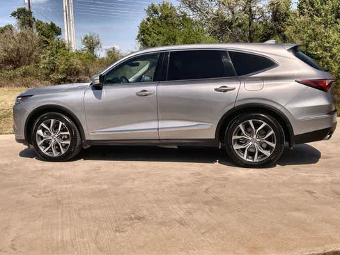Used 2022 Acura MDX FWD w/ Technology Package image 4