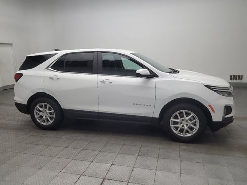Used 2023 Chevrolet Equinox LT w/ Driver Convenience Package AWD/4WD image 11