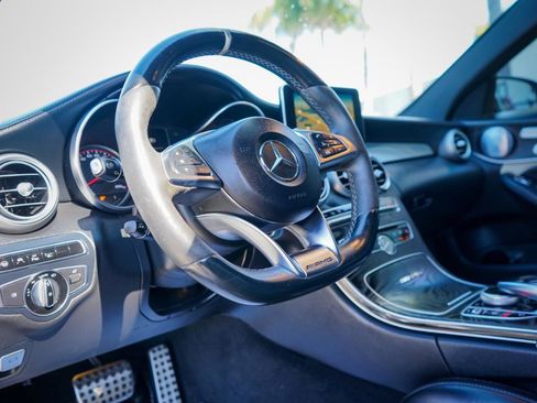 Used 2015 Mercedes-Benz C 63 AMG S image 10