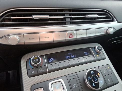 Used 2022 Hyundai Palisade SEL w/ Convenience Package image 16