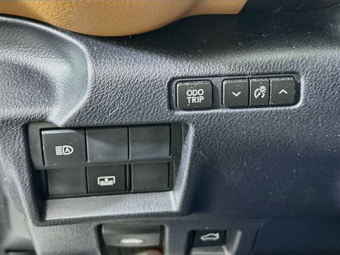 Used 2024 Lexus IS 300 w/ Premium Package RWD image 16